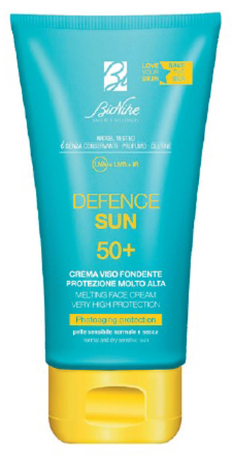 DEFENCE SUN CREMA VISO FONDENTE 50+ 50 ML - Farmaciacarpediem.it